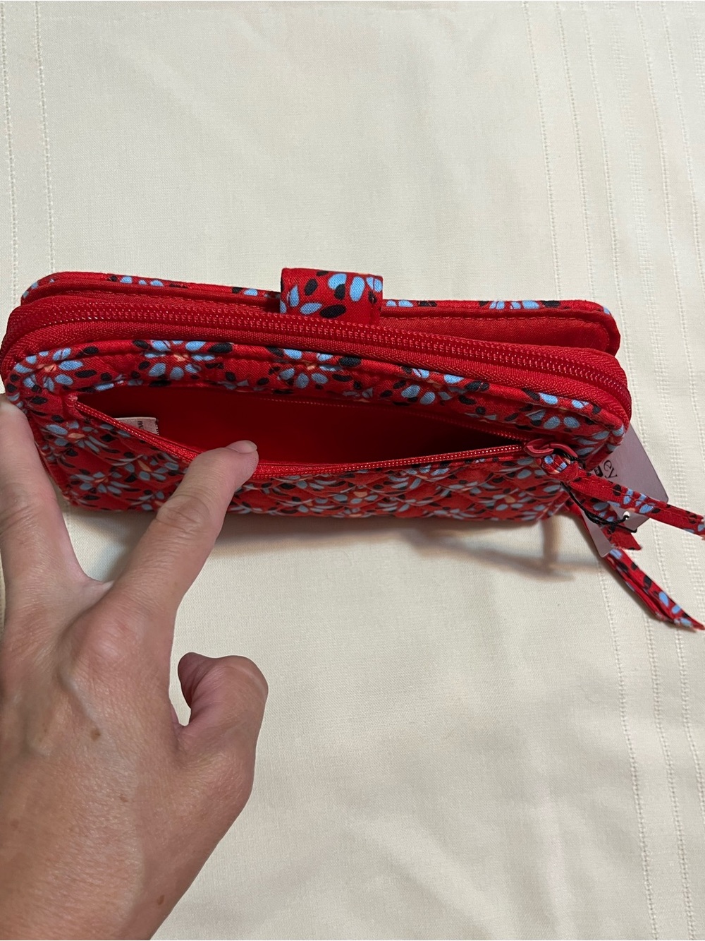Vera Bradley Red Quilted Floral Wristlet with Blue Accents - Picture 9 of 11